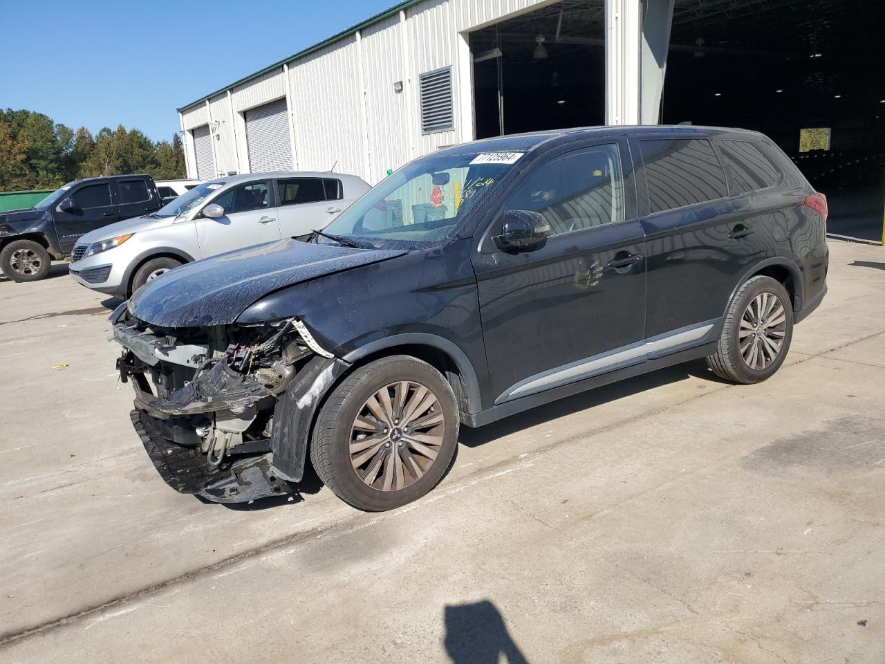2019 Mitsubishi Outlander - Image 1