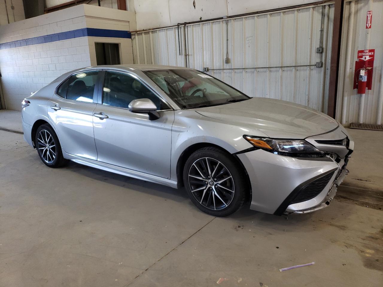 4T1G11AKXMU409215 2021 Toyota Camry Se