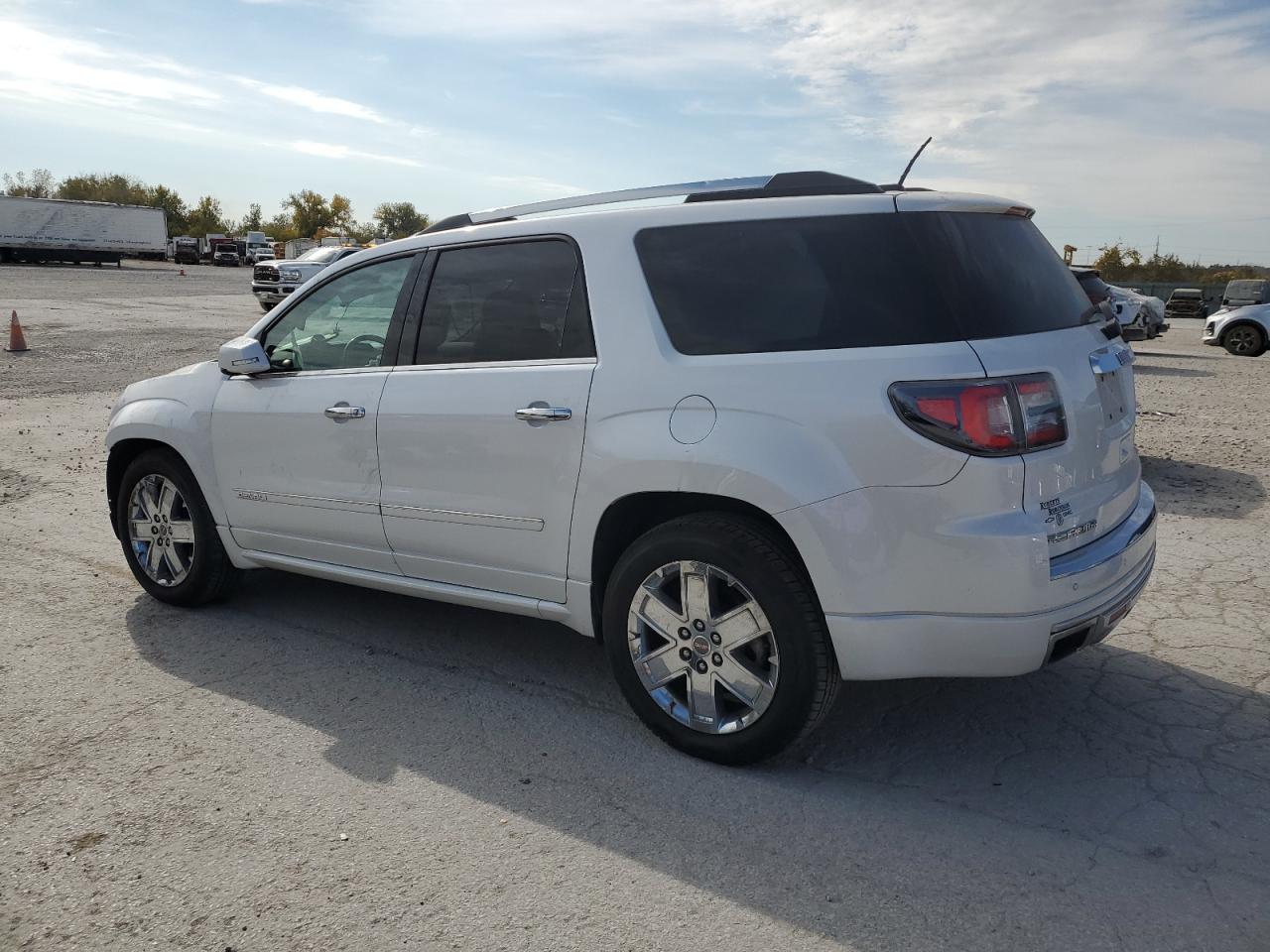 2016 GMC Acadia - Image 2