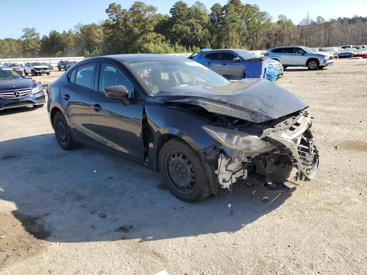 2015 Mazda 3 - Image 4