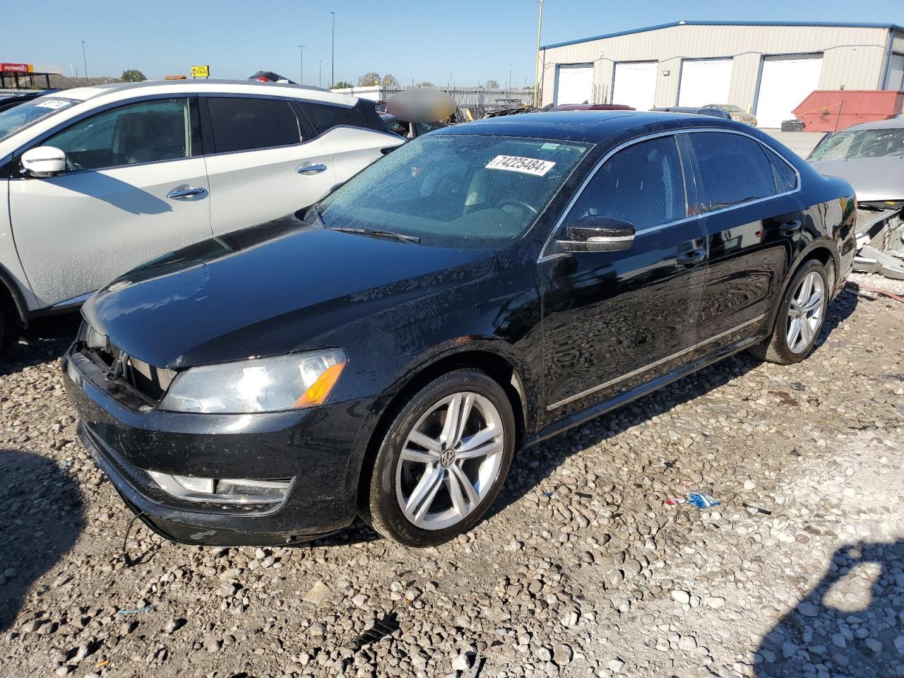2014 Volkswagen Passat - Image 1