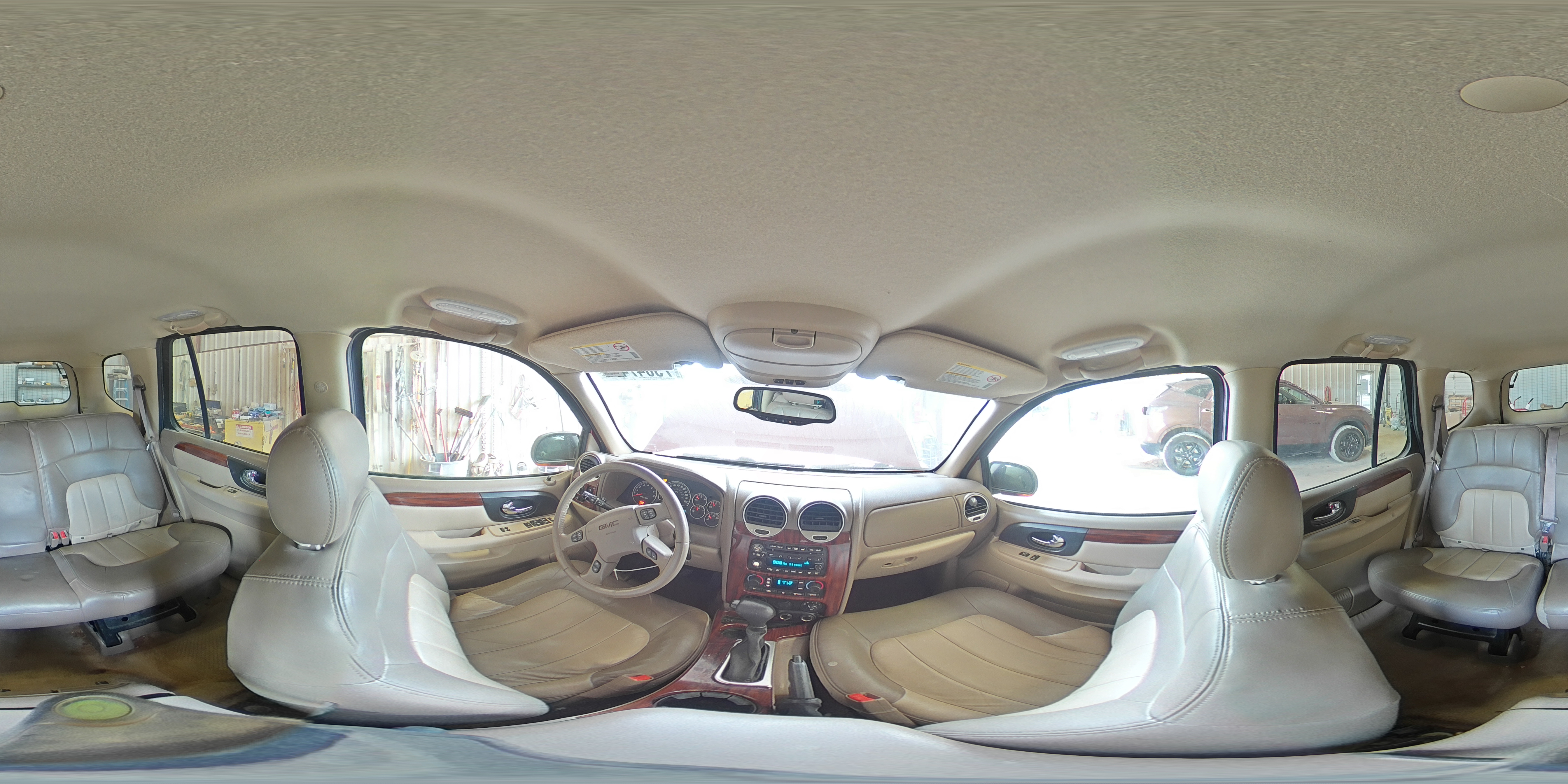 2004 GMC Envoy - Image 13