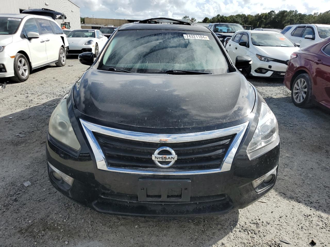 2015 Nissan Altima - Image 5
