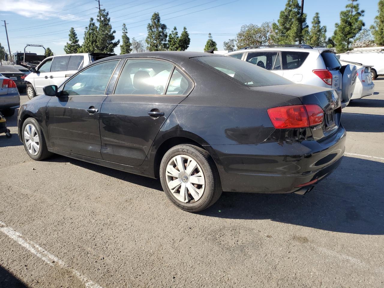 2014 Volkswagen Jetta - Image 2