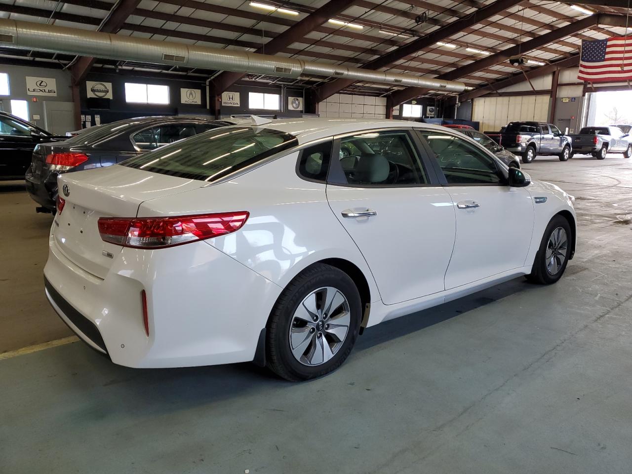 2017 Kia Optima - Image 3