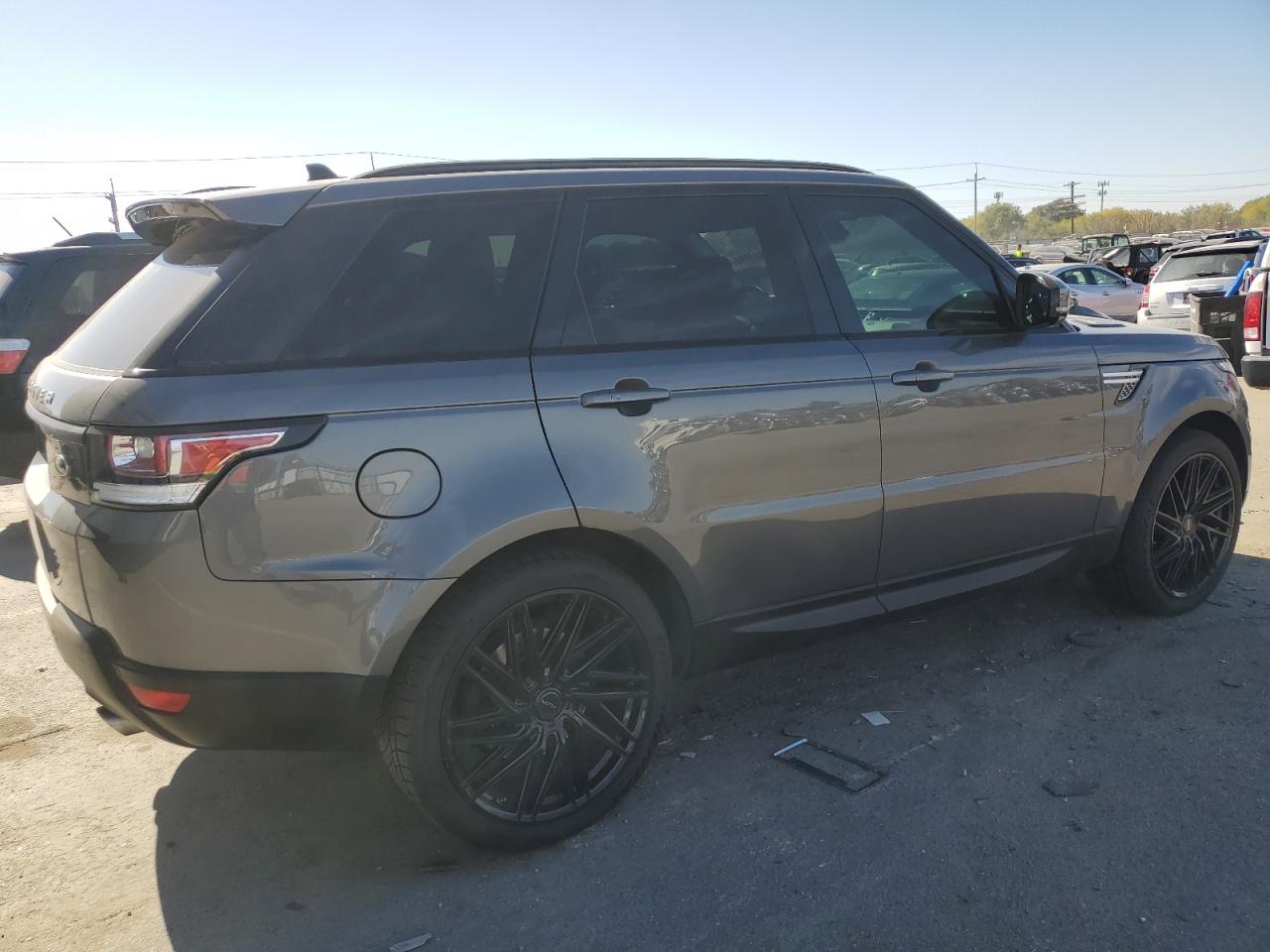 2015 Land Rover Range Rover - Image 3