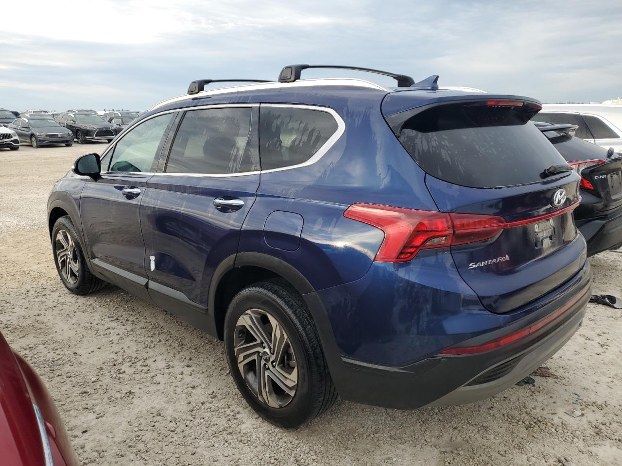 2023 Hyundai Santa Fe - Image 2