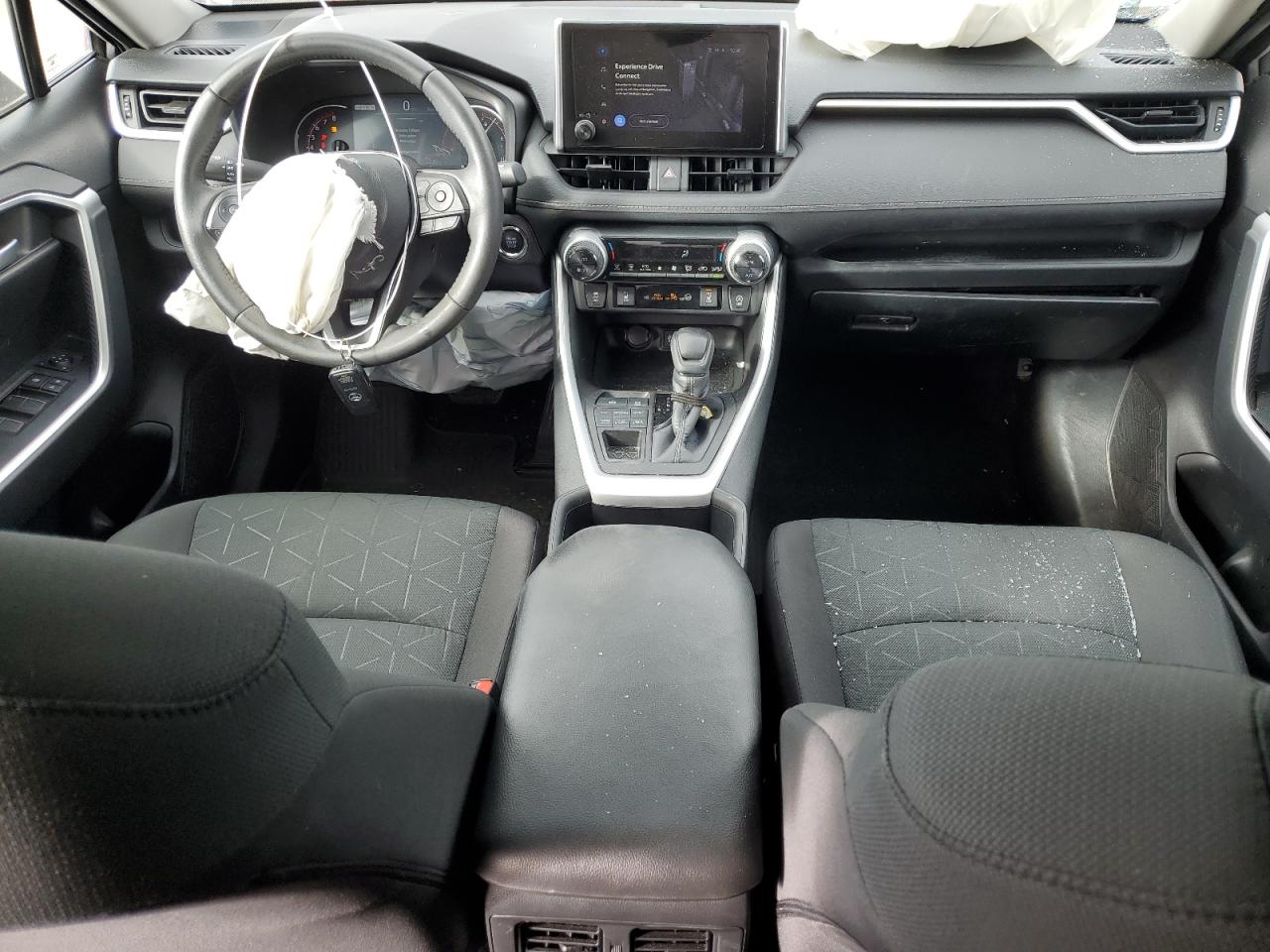 2023 Toyota RAV 4 - Image 8