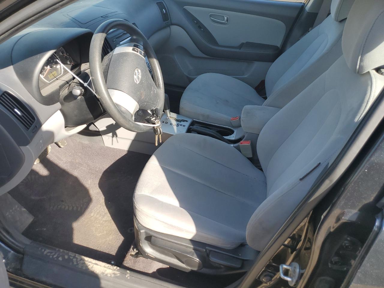 2008 Hyundai Elantra - Image 7