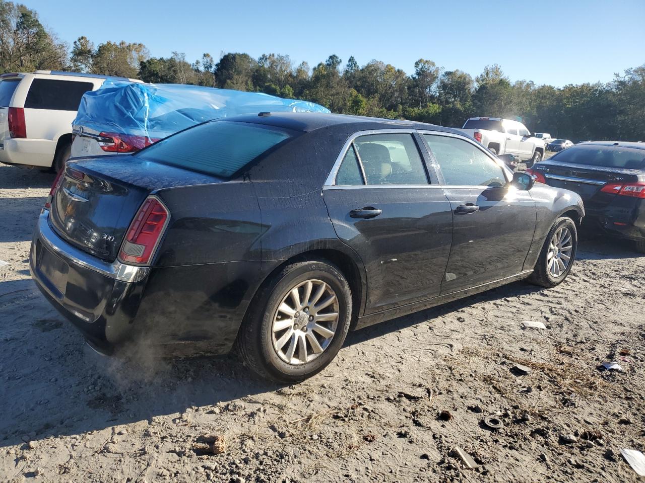 2013 Chrysler 300 - Image 3