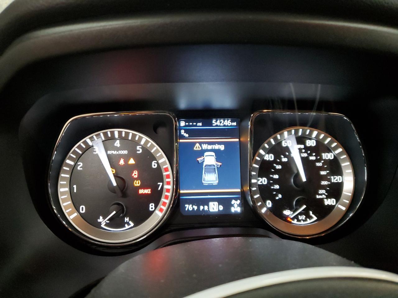 2019 Nissan Titan - Image 9