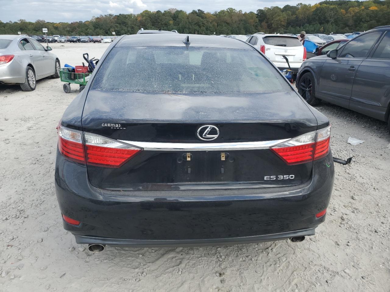 2015 Lexus ES - Image 6