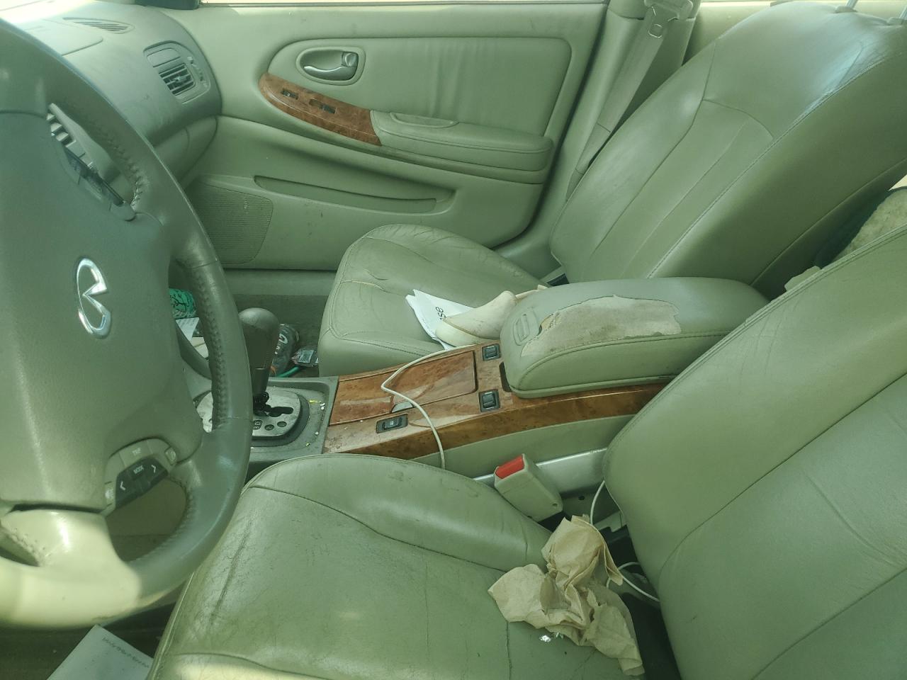 2002 Infiniti I - Image 9