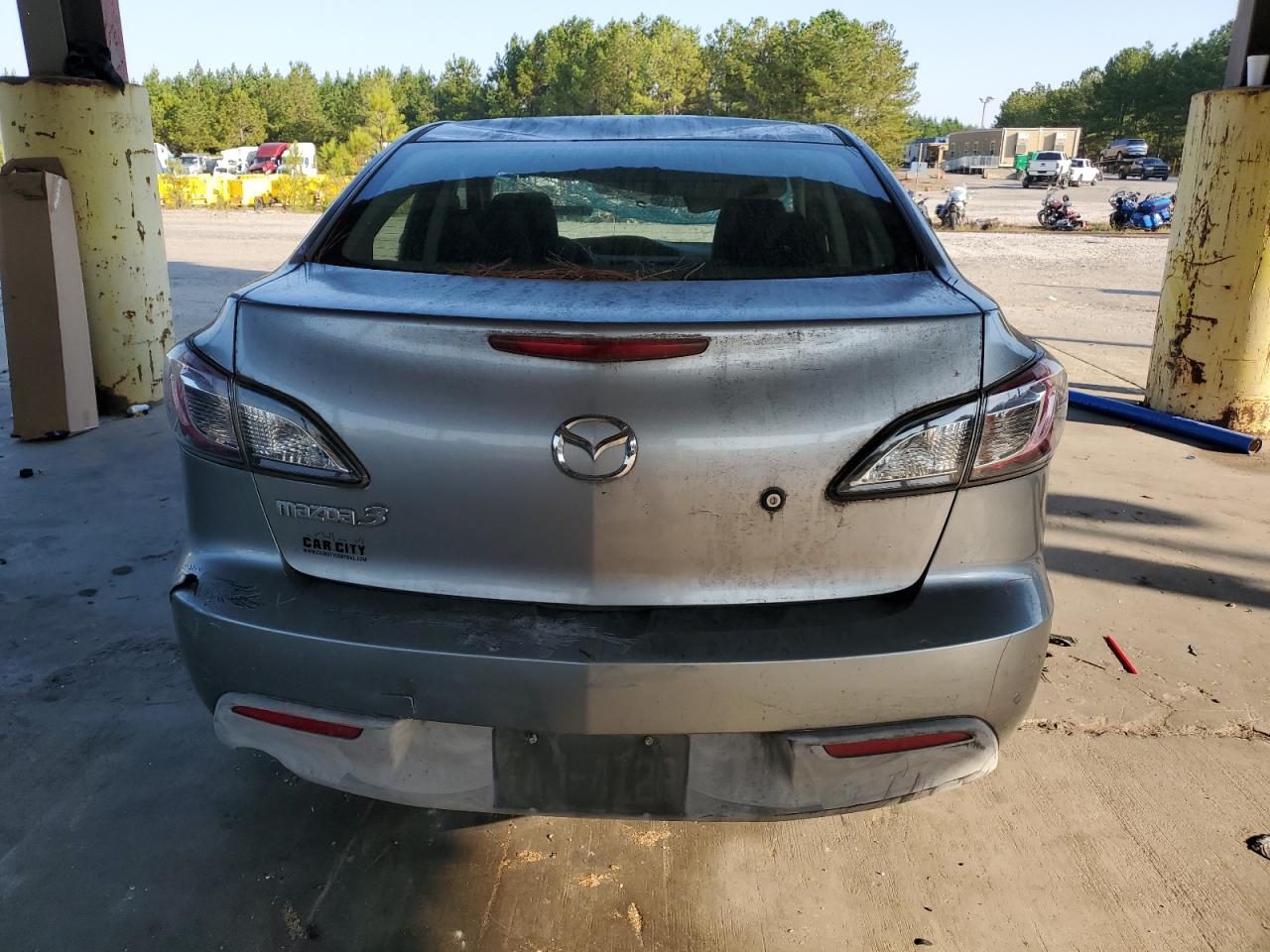 2011 Mazda 3 - Image 6