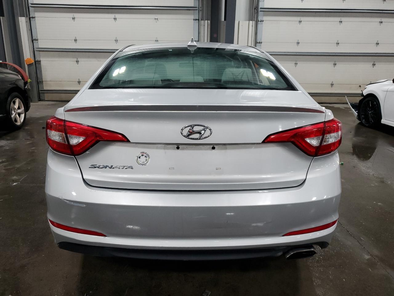 2015 Hyundai Sonata Se VIN: 5NPE24AF1FH038147 Lot: 74835474