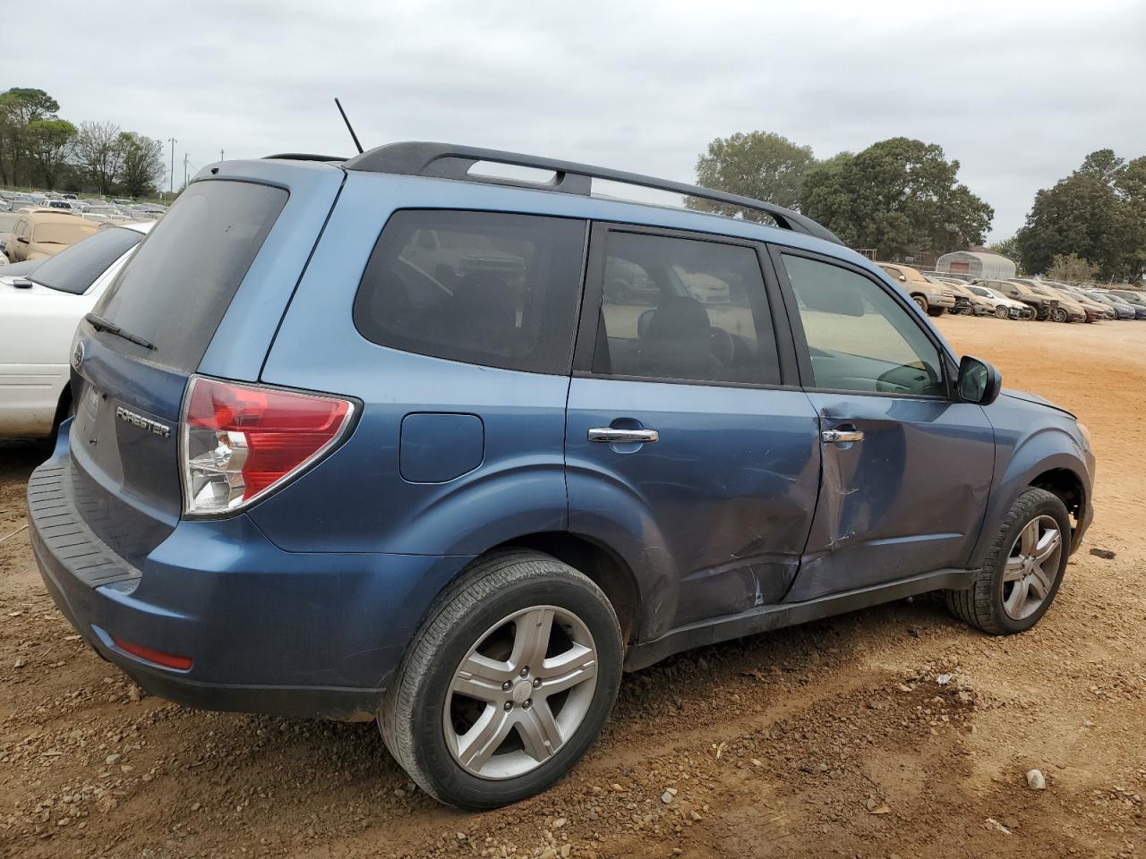 2010 Subaru Forester - Image 3
