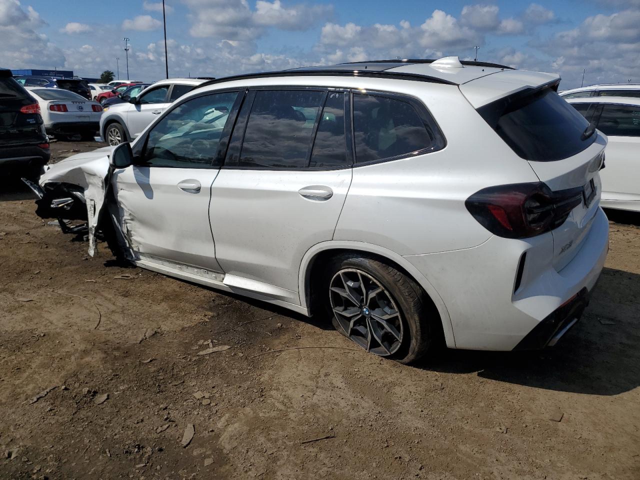 2023 BMW X3 - Image 2
