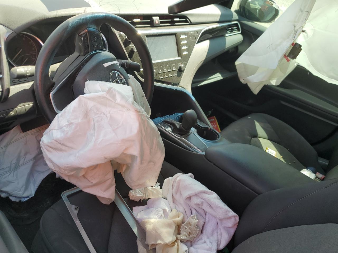 2018 Toyota Camry - Image 8
