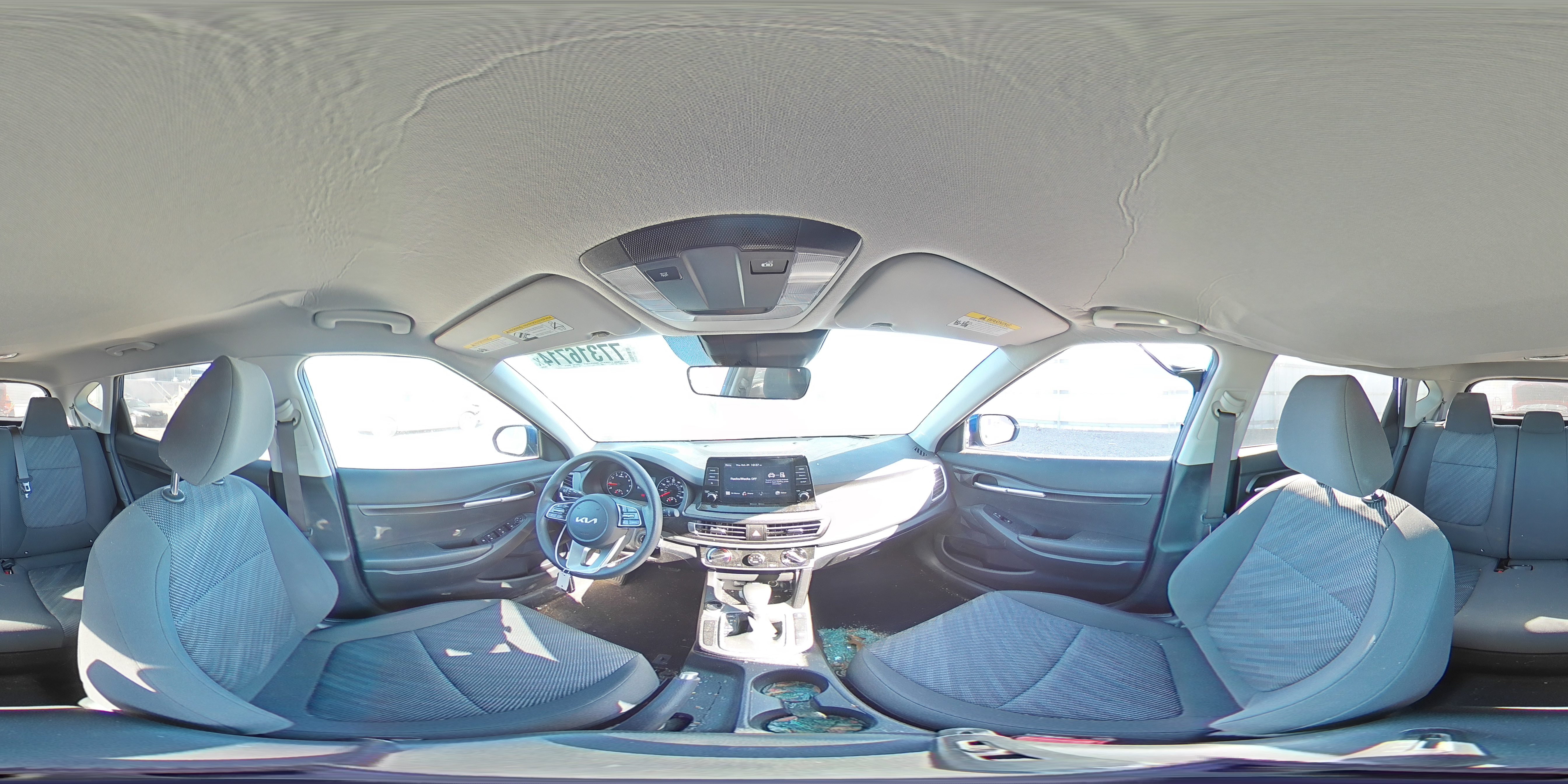 2023 Kia Seltos - Image 14