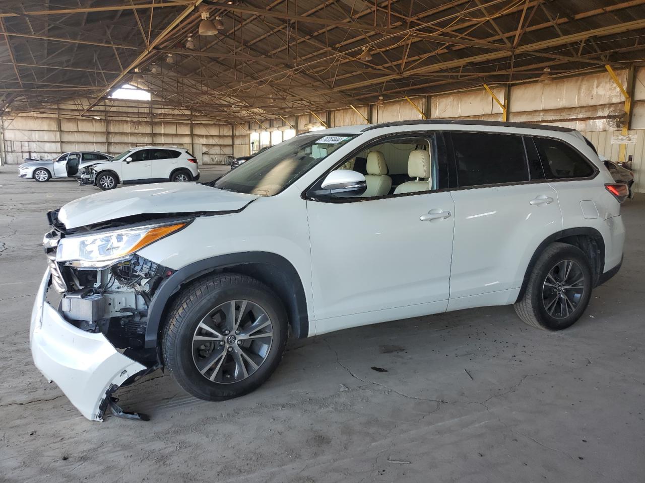 5TDKKRFH9GS180400 2016 TOYOTA HIGHLANDER - Image 1