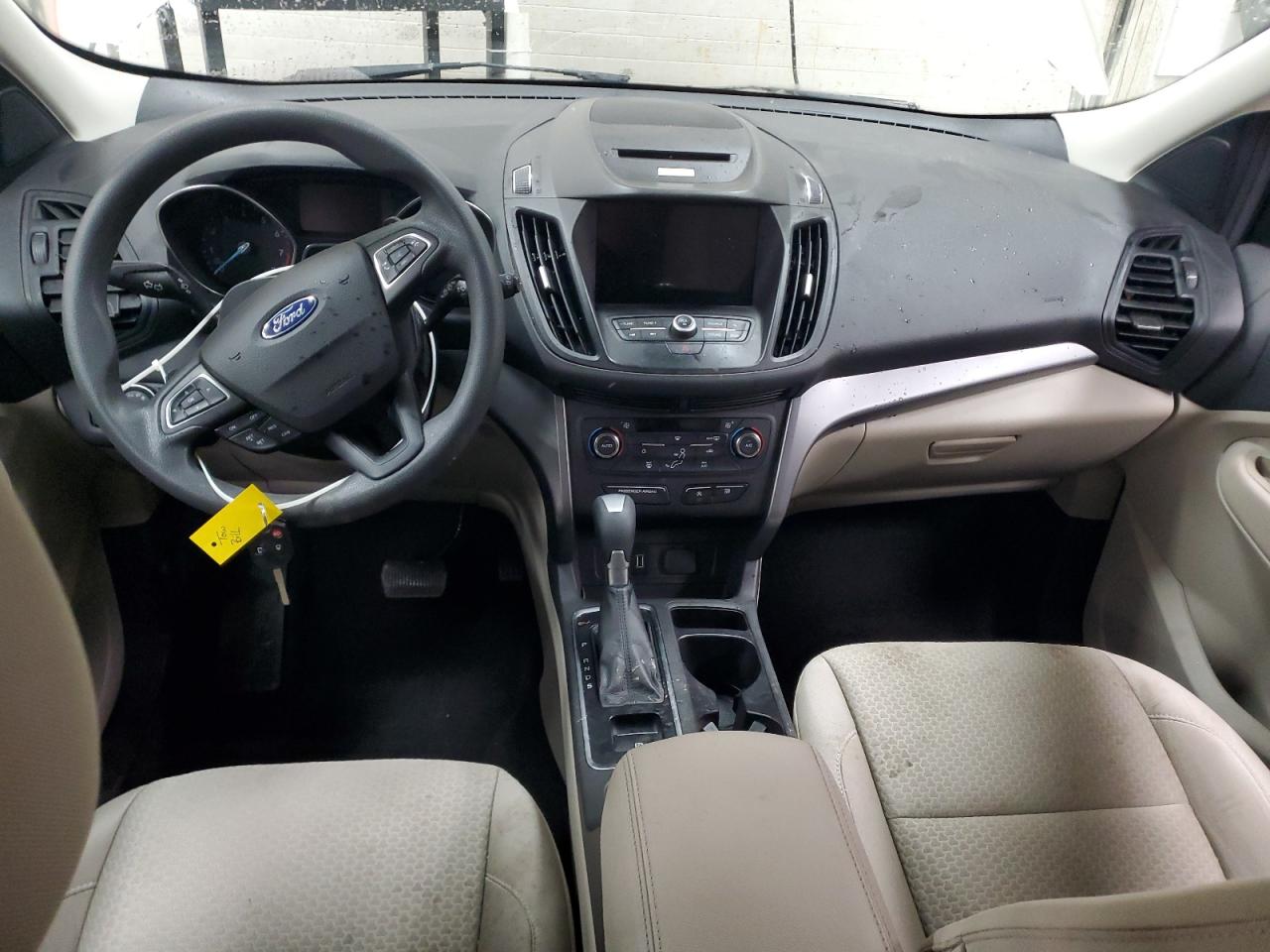 1FMCU0GDXHUD38418 2017 Ford Escape Se