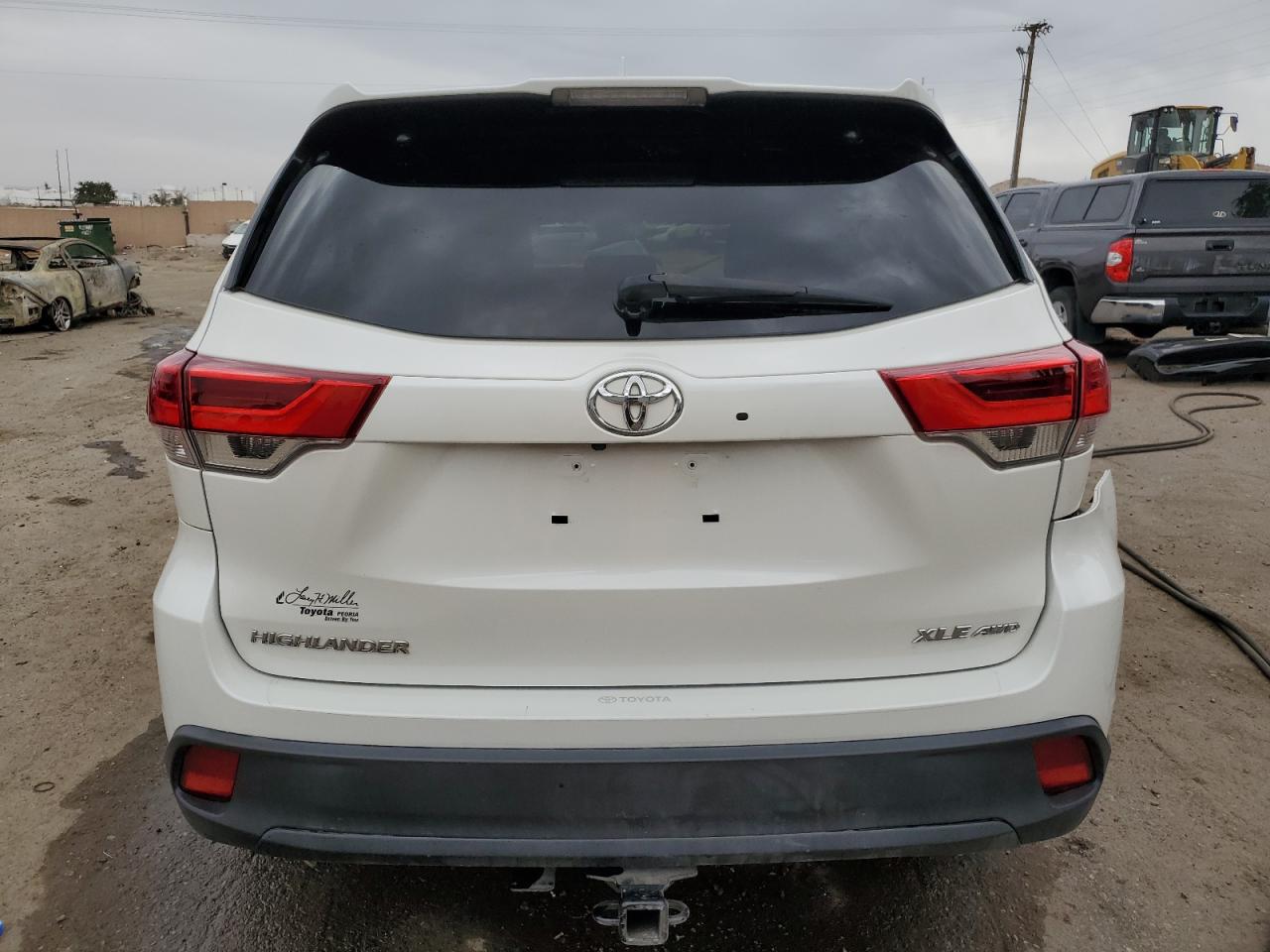 2018 Toyota Highlander Se VIN: 5TDJZRFH8JS558530 Lot: 76507074