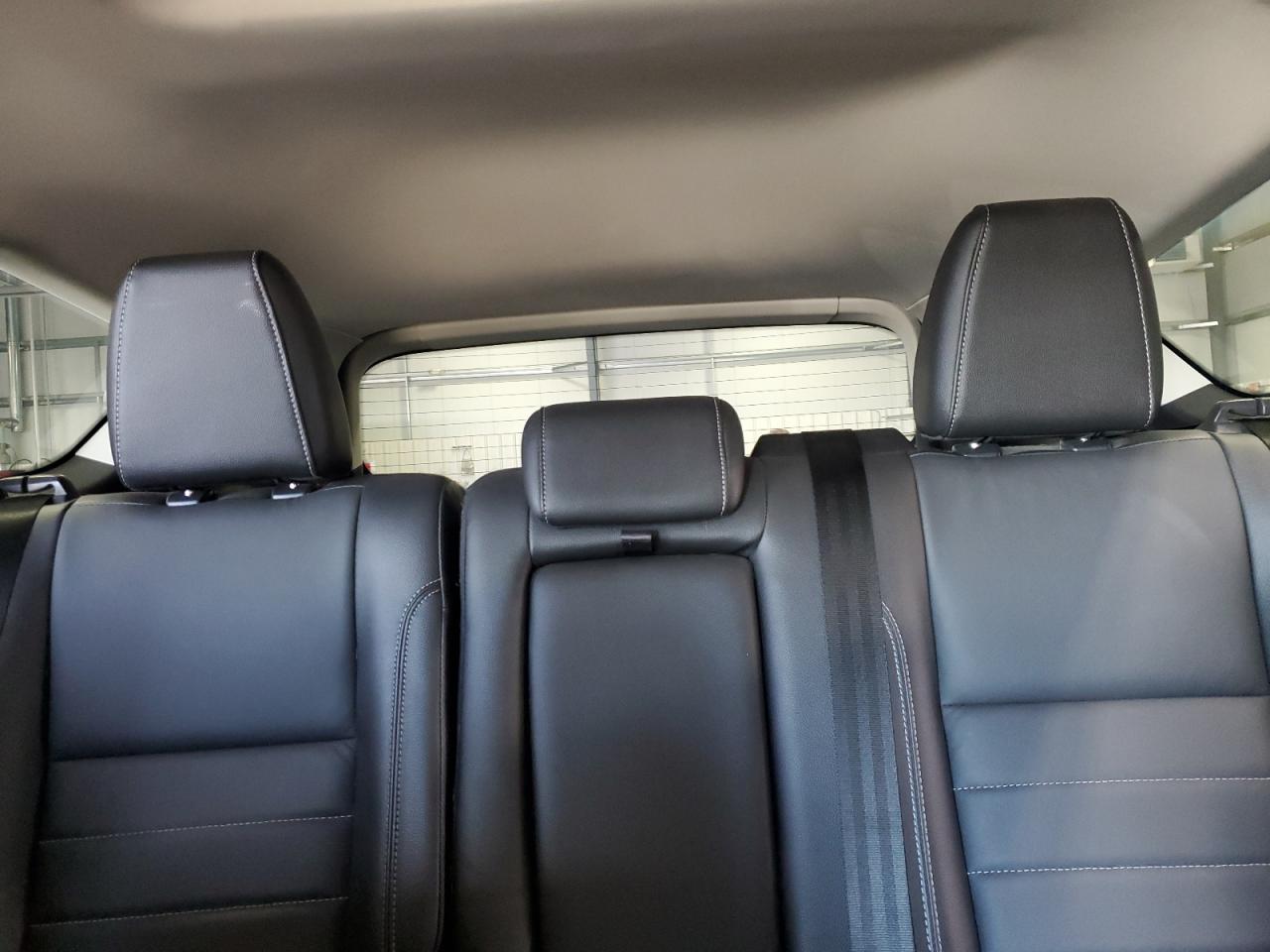 2015 Ford Escape - Image 10