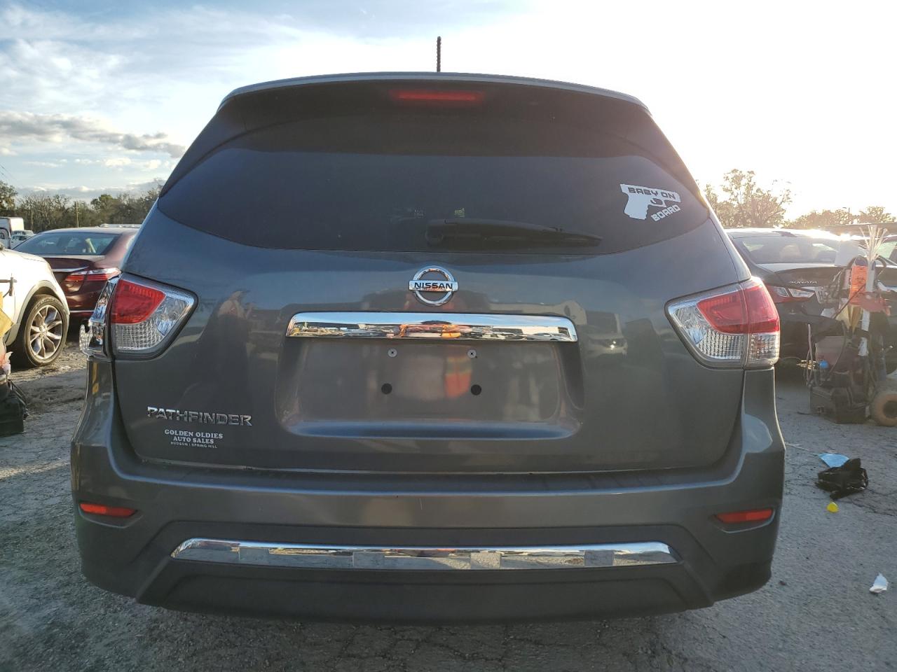 2015 Nissan Pathfinder S VIN: 5N1AR2MN4FC716849 Lot: 74324874