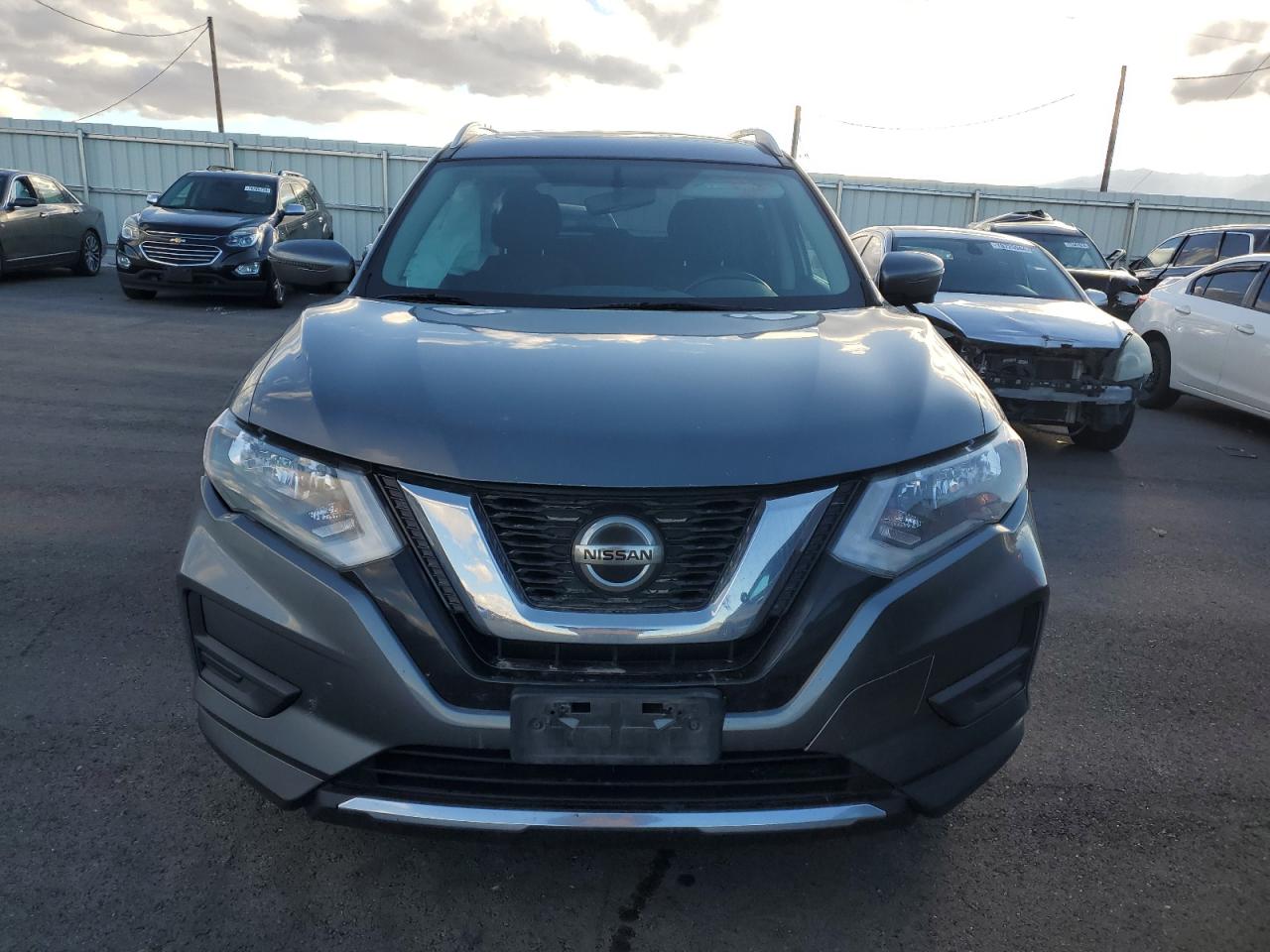 2018 Nissan Rogue - Image 5