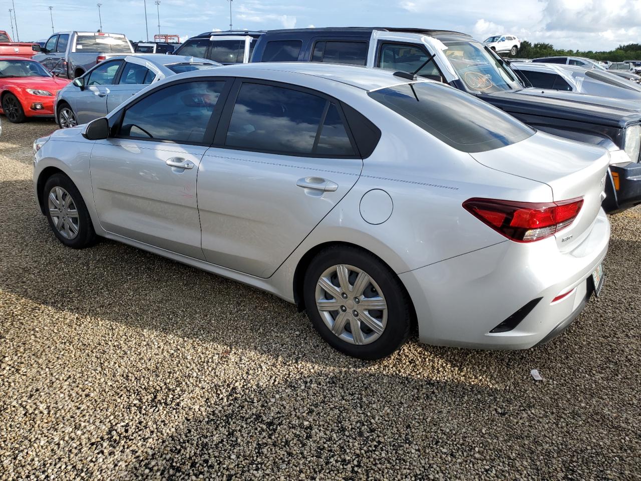 2023 Kia Rio - Image 2