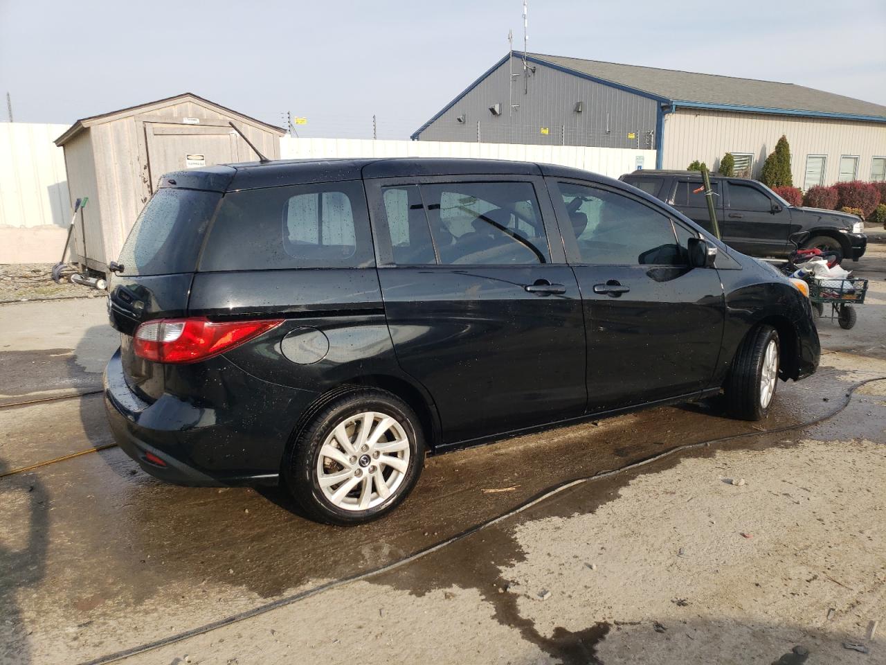 2015 Mazda 5 - Image 3
