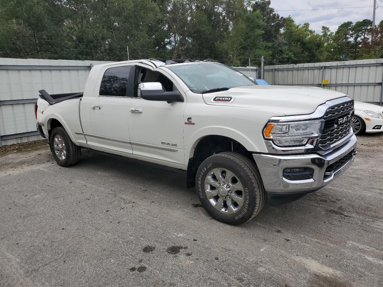 2019 RAM 2500 - Image 4