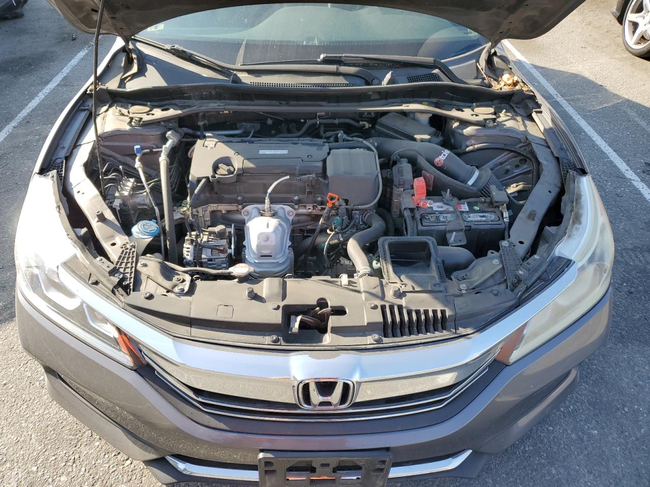 1HGCR2F53HA048326 2017 Honda Accord Sport