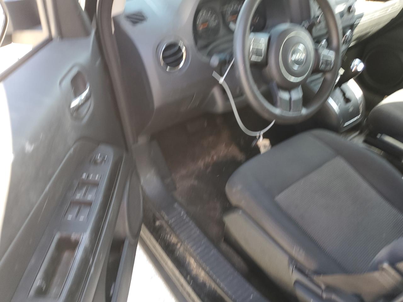 2016 Jeep Liberty (Patriot) - Image 8