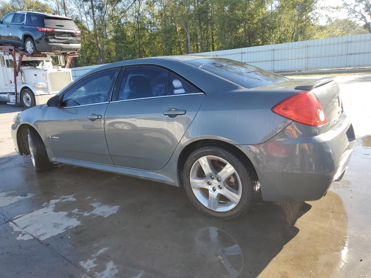 2008 Pontiac G6 - Image 2