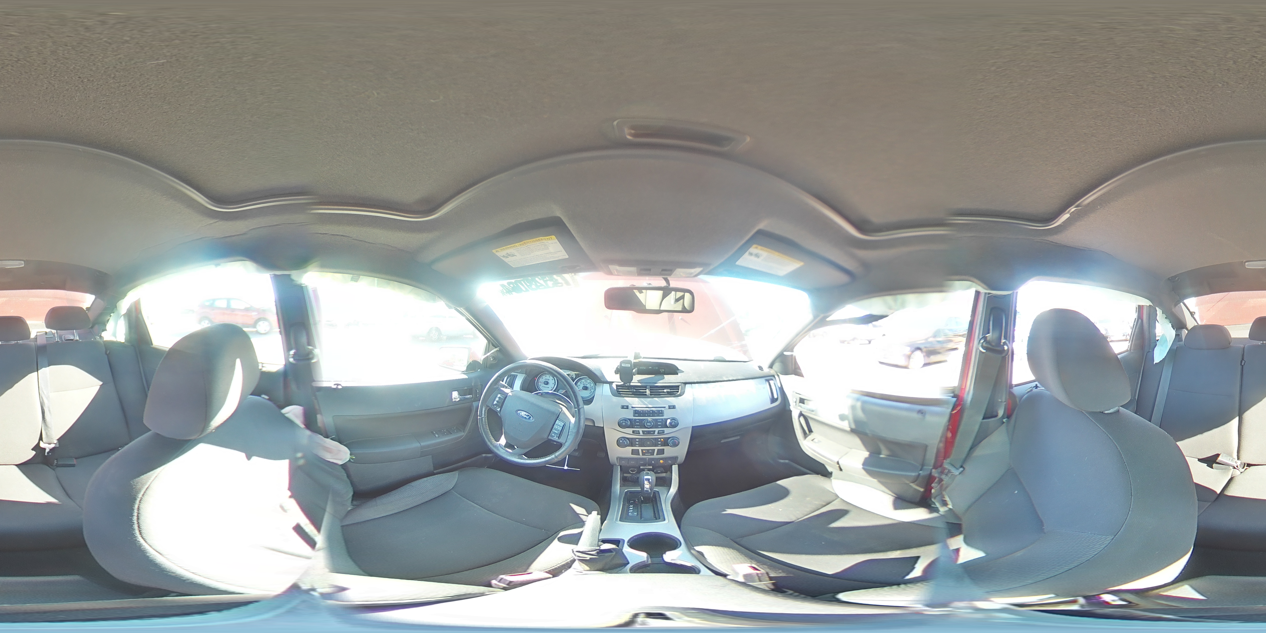 2010 Ford Focus - Image 13
