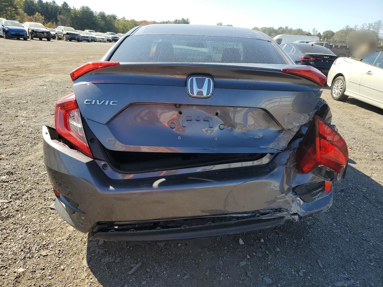 2HGFC2F59JH588110 HONDA CIVIC 2018