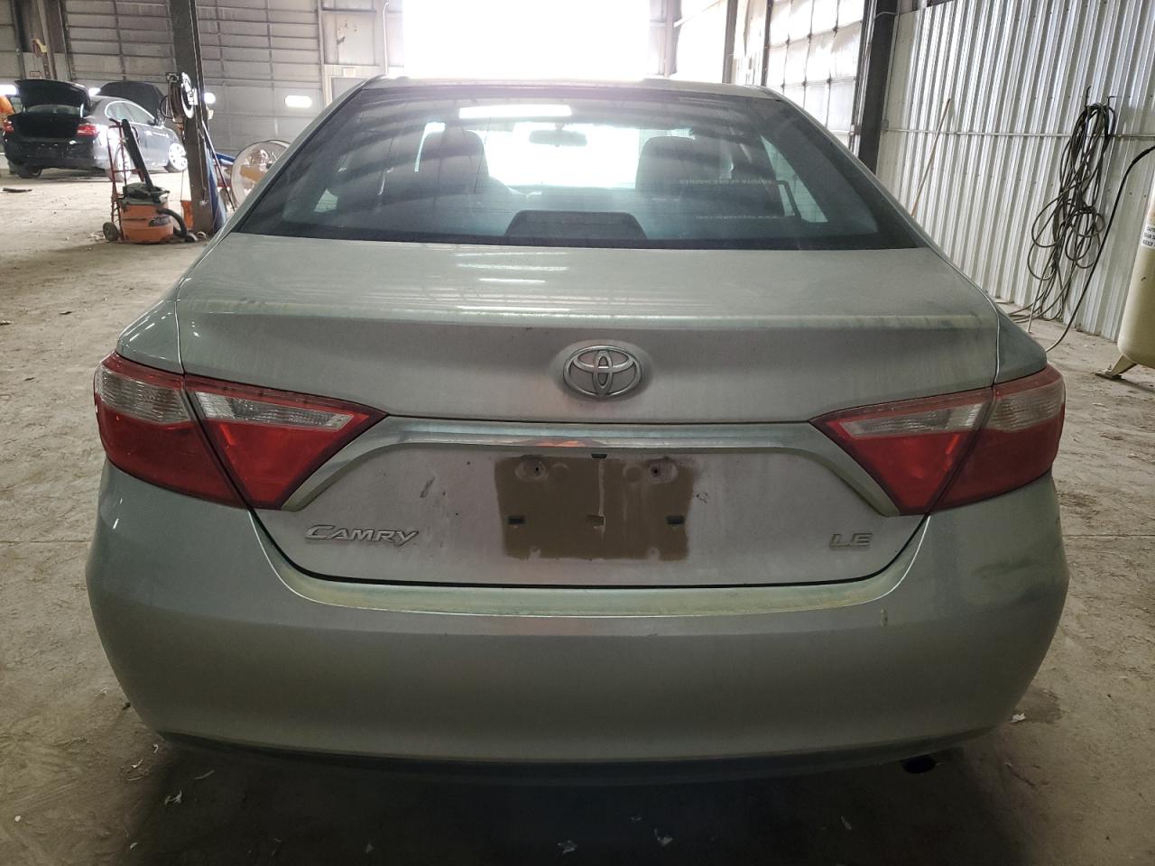 4T4BF1FK0FR506792 2015 Toyota Camry Le