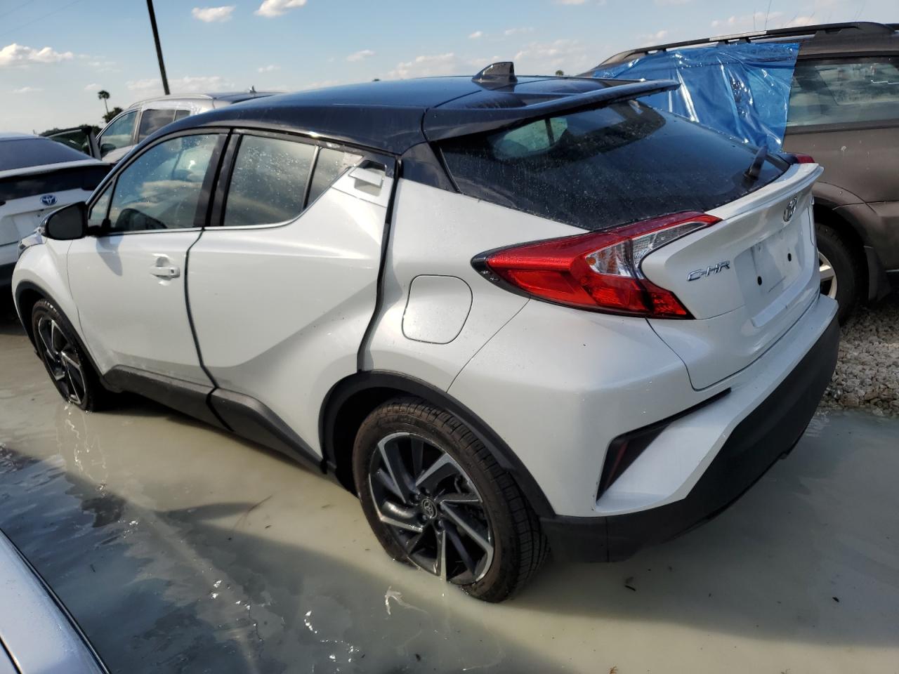 2021 Toyota C-HR - Image 2