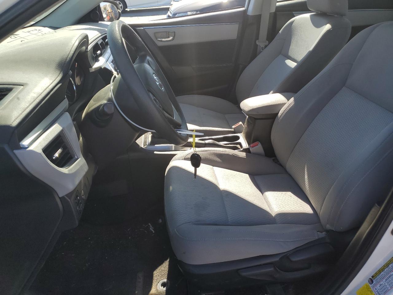 2016 Toyota Corolla L VIN: 5YFBURHE4GP379974 Lot: 77647414