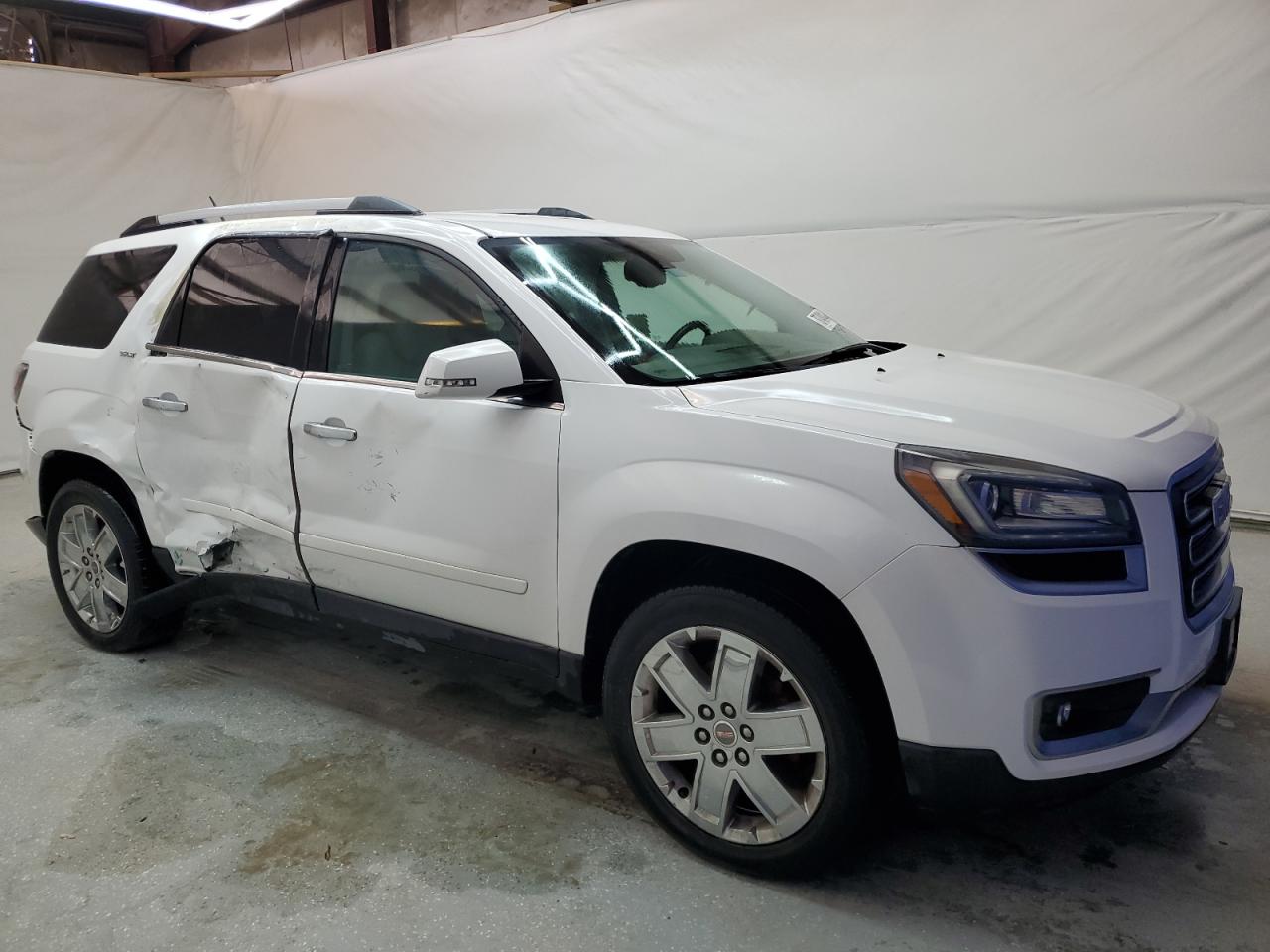 VIN 1GKKVSKD4HJ305615 2017 GMC ACADIA no.4