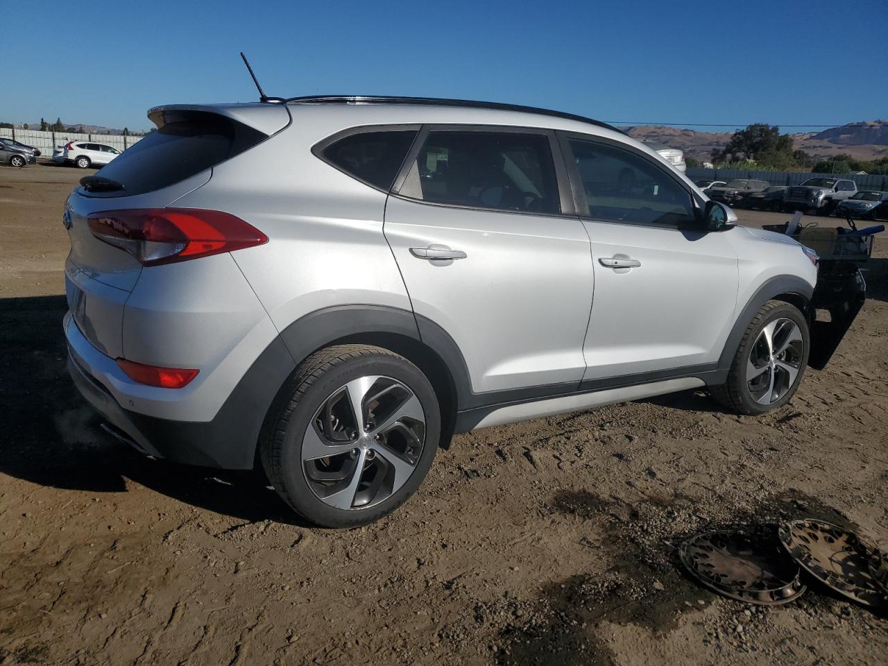 2017 Hyundai Tucson - Image 3