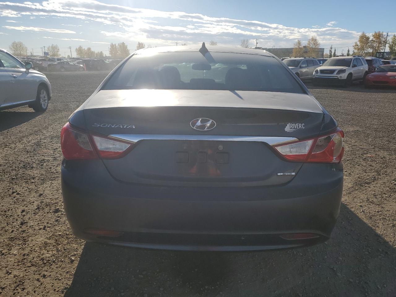 5NPEC4AC1BH136317 2011 Hyundai Sonata Se