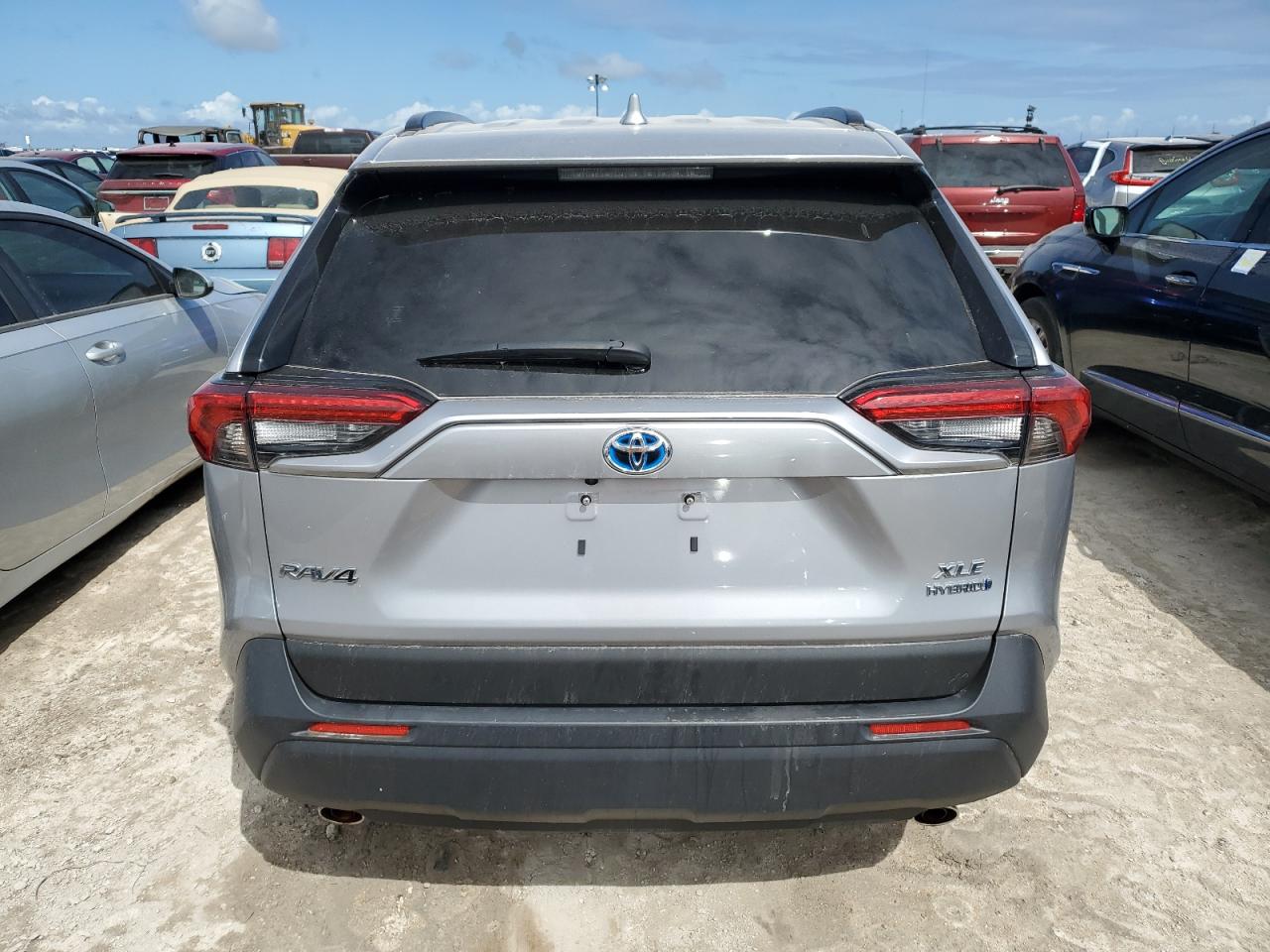 2023 Toyota Rav4 Xle VIN: JTMRWRFVXPD206118 Lot: 73686374