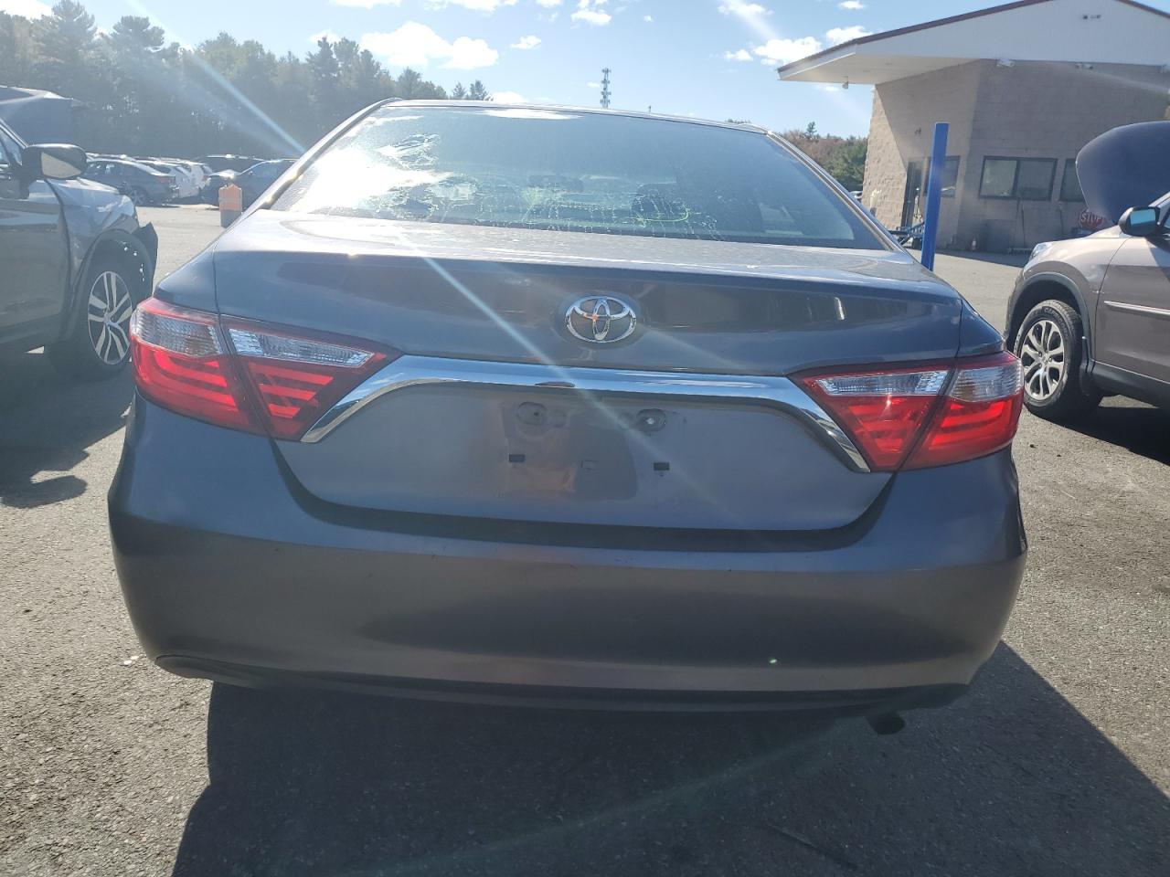 4T4BF1FK5GR534573 TOYOTA CAMRY 2016