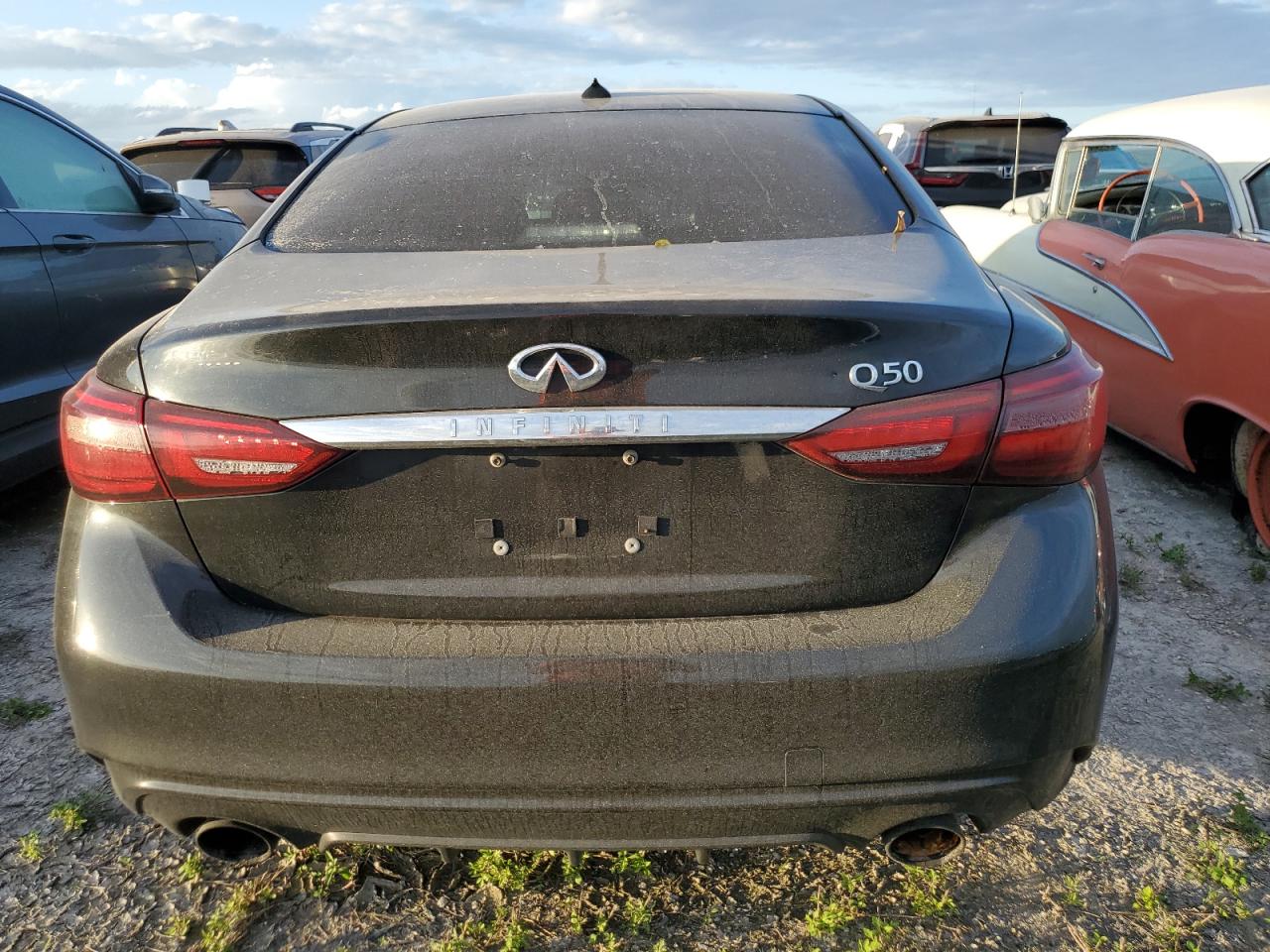 JN1EV7AP0JM365349 2018 Infiniti Q50 Luxe