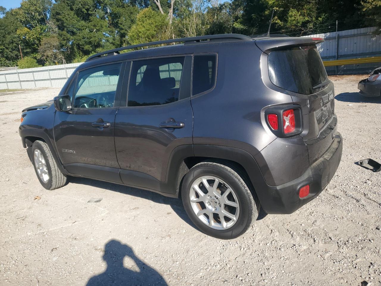 VIN ZACNJABB4KPK01093 2019 JEEP RENEGADE no.2