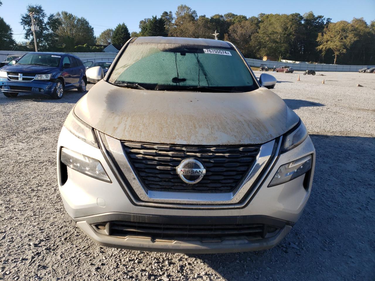2021 Nissan Rogue - Image 3