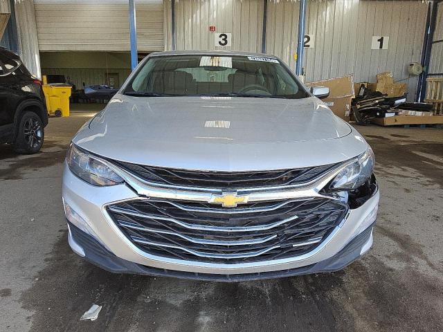 1G1ZD5ST4NF147399 Chevrolet Malibu LT 5