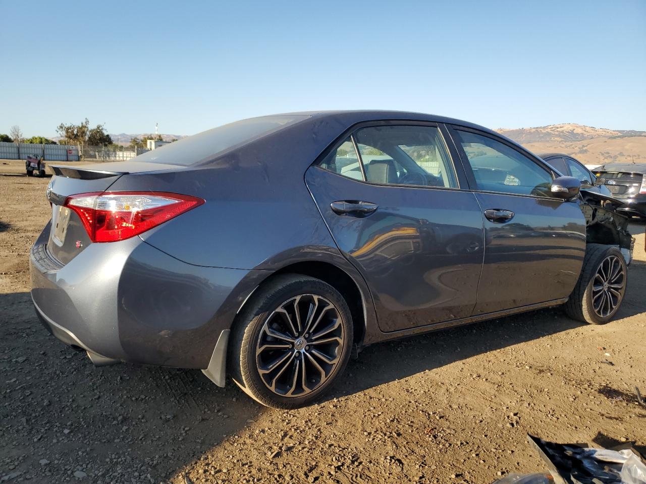 2015 Toyota Corolla - Image 3